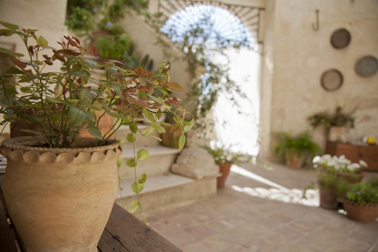 Angolo Del Poeta Suite Matera Exterior foto